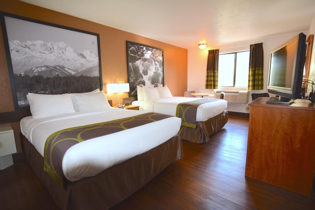Super 8 By Wyndham Port Angeles At Olympic National Park Motel Eksteriør bilde